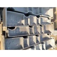 福建防撞护栏立柱订制厂家|河北泊泉机械制造定制铸钢护栏立柱